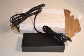 Hlt-180-4202000 Hyleton Battery Charger Model 42v 2.0a