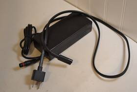 Hlt-180-5461500 Hyleton Battery Charger