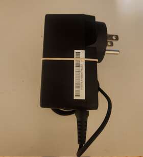 Ad2137620 Lg Ac Power Adapter 39.9w - Vg Black No Box