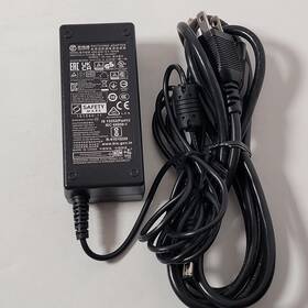 Ads-40si-19-3 Safety Mark 151540-11 Genuine 19v 2.1a 39.9w Swtching Adapter Jk