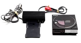 4-908-738-11 Sony Vtg. D-5a Compact Disc Player Dc 9v With External Supply Japan