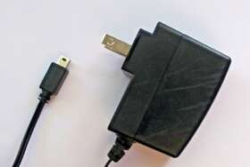 Sys1381-0505w2 Sunny Ac Adapter Power Supply 5 Volt With Mini Usb Plug
