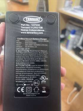 V-lwu-13b Upbright 44v 2.9ah 2900mah 44vdc Ac Adapter For Tennant Commercial Powered Lightweight Upright Vacuum